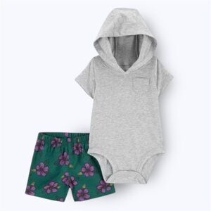 NWT Carters Baby Outfit